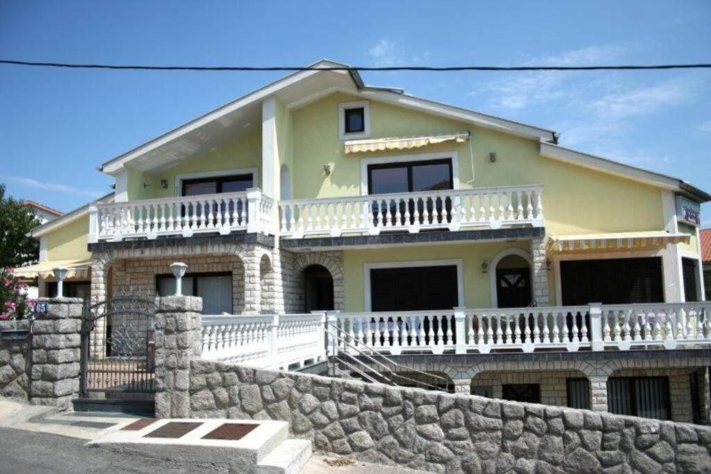 Apartman Nido Salatić Exterior foto